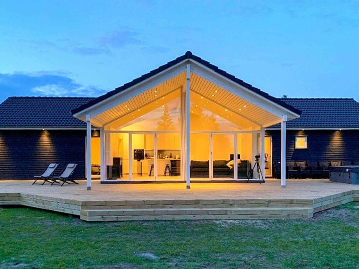 14 Person Holiday Home In V Ggerl Se Bøtø By エクステリア 写真