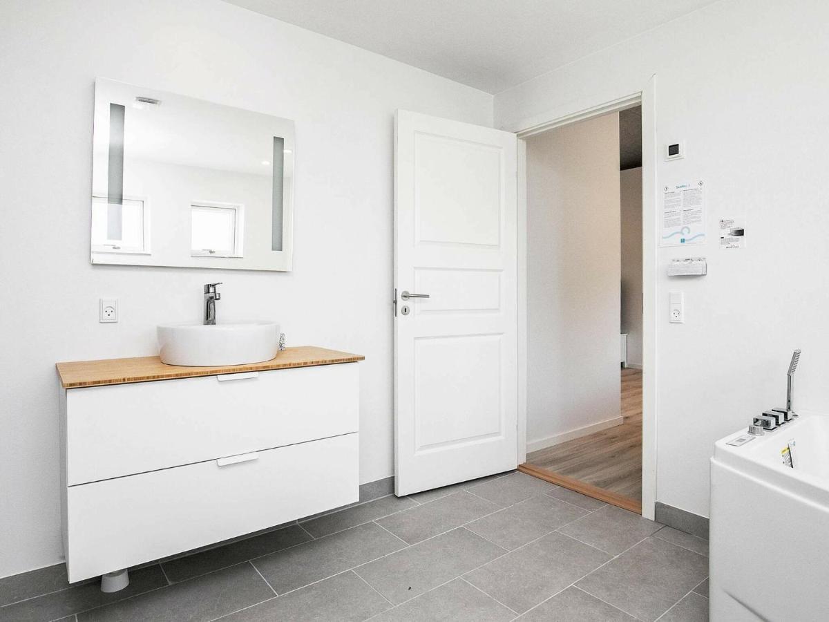 14 Person Holiday Home In V Ggerl Se Bøtø By エクステリア 写真