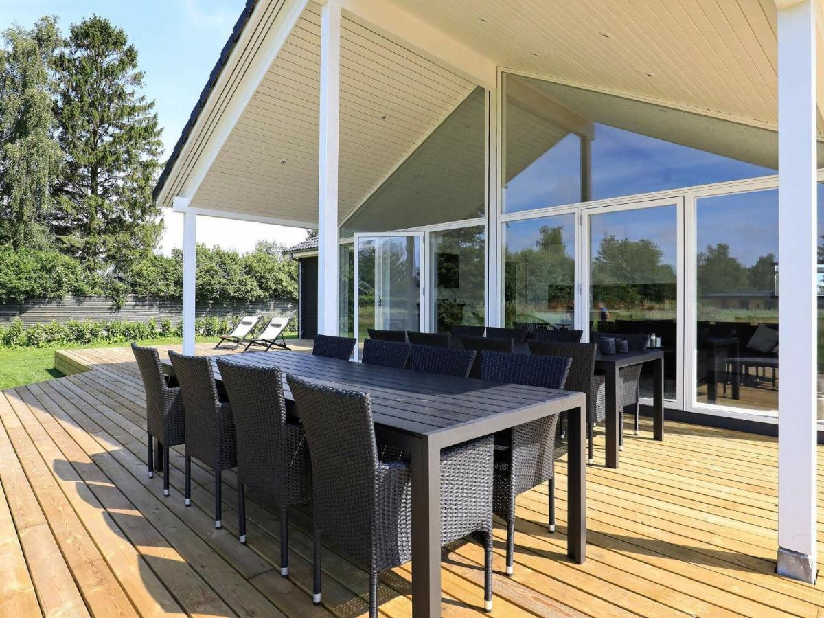 14 Person Holiday Home In V Ggerl Se Bøtø By エクステリア 写真
