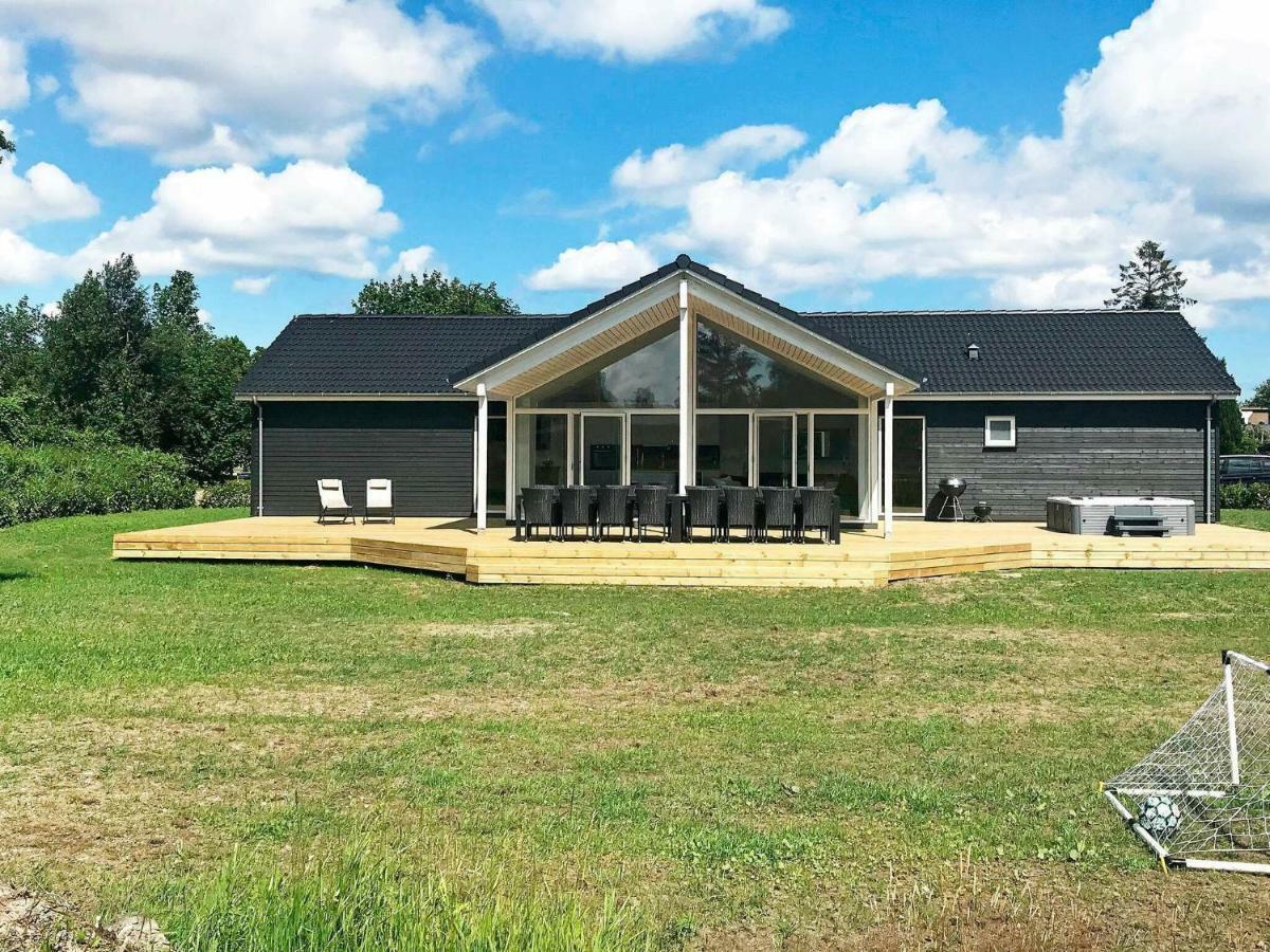 14 Person Holiday Home In V Ggerl Se Bøtø By エクステリア 写真